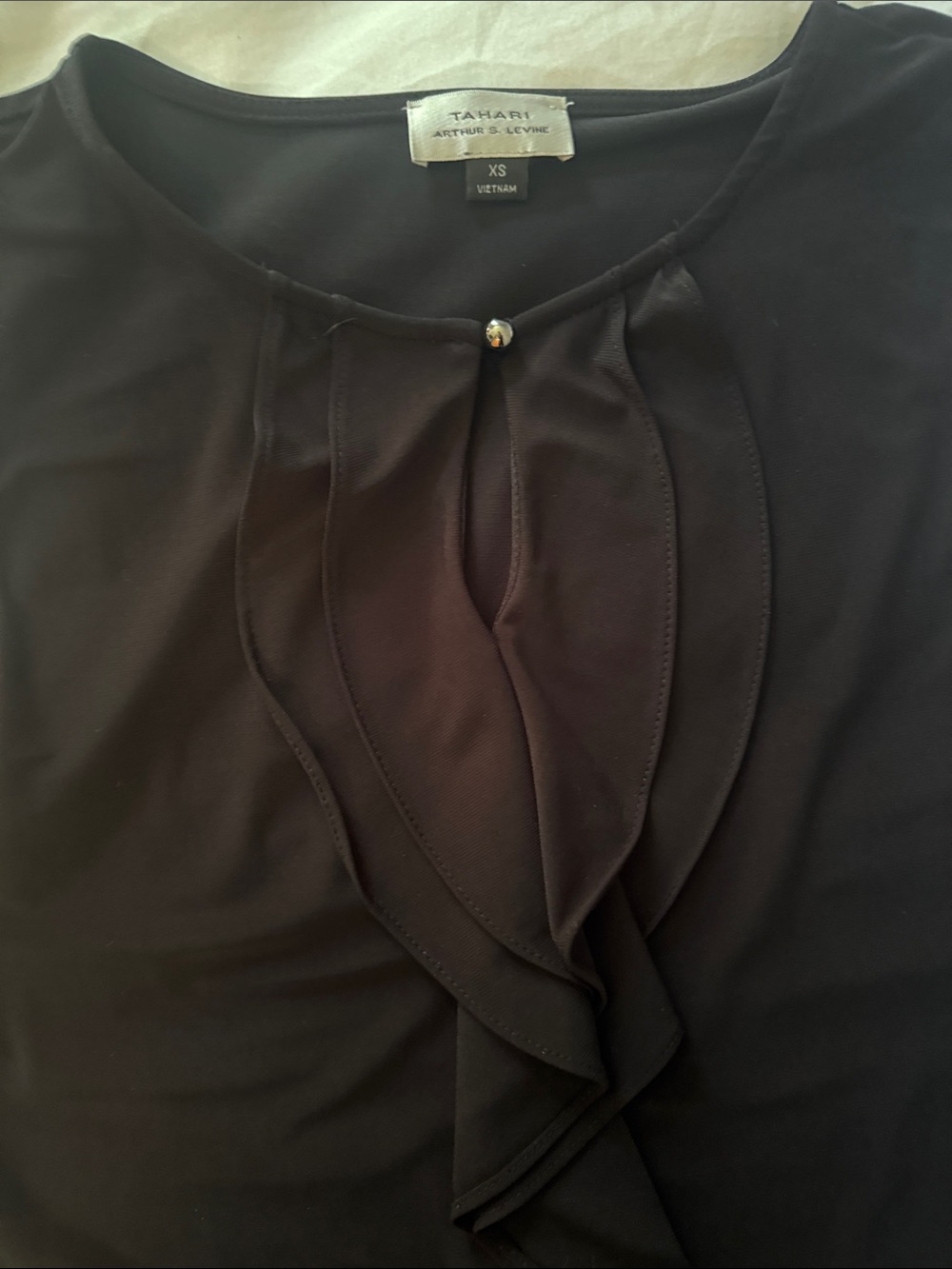 Tahari Keyhole Ruffle Tank - Picture 6 of 6